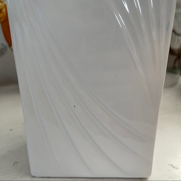 1960s Style Rectangular Vase - Picture 6 of 11